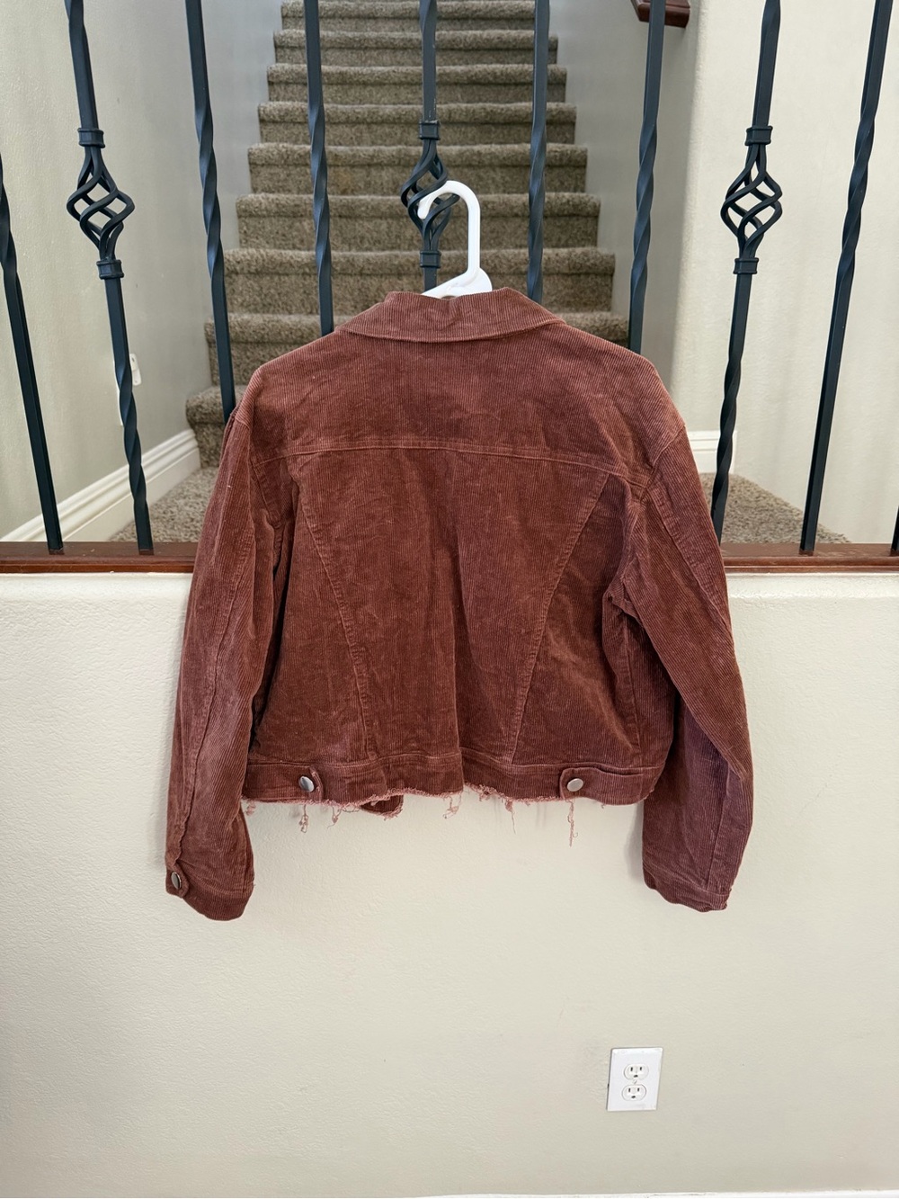 Lulu's Rust-Brown Cropped Corduroy Trucker Jacket - Picture 3 of 4